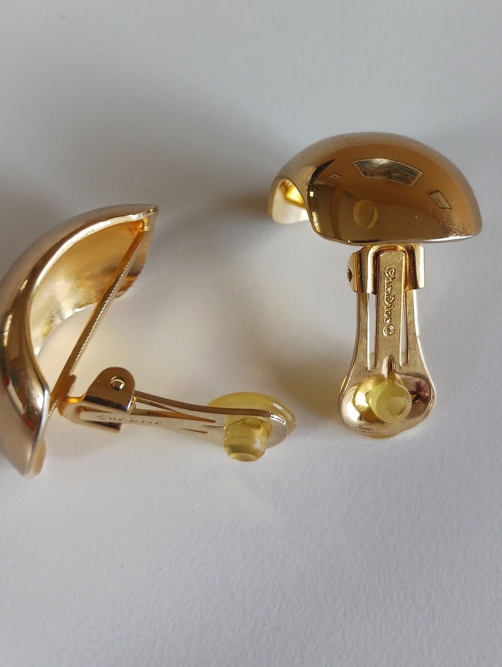 Vintage Dior Clip On Earrings - Picture 5 of 7
